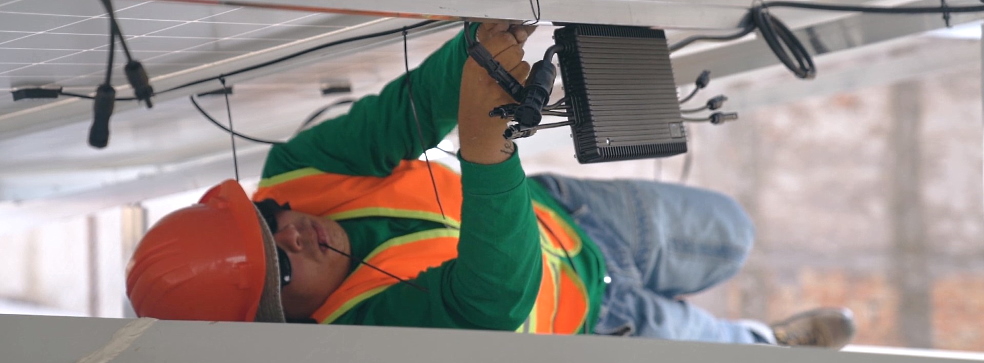 Financing solar energy projects in Bulgaria: international partners are building the largest photovoltaic plants in the Balkans Financing solar energy projects in Bulgaria: international partners are building the largest photovoltaic plants in the Balkans