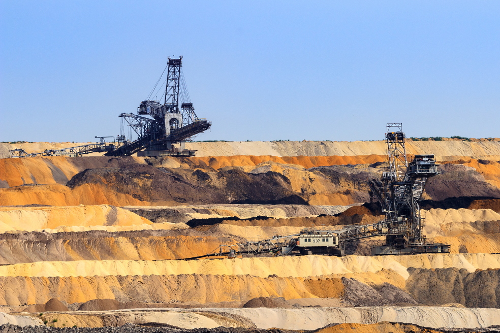 Our engineering services for mining and processing plants Our engineering services for mining and processing plants