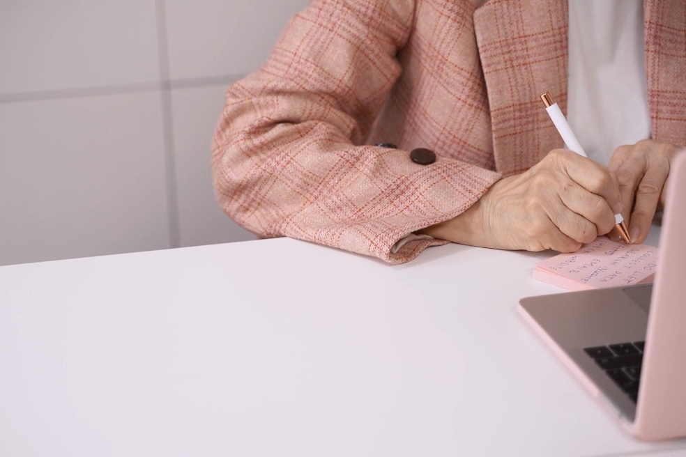 Based on the peculiarities of structured investment finance in the United States, financial experts identify a certain structure of securitization Based on the peculiarities of structured investment finance in the United States, financial experts identify a certain structure of securitization