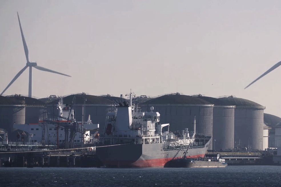 Risk management in the context of the investment cycle Risk management in the context of the investment cycle