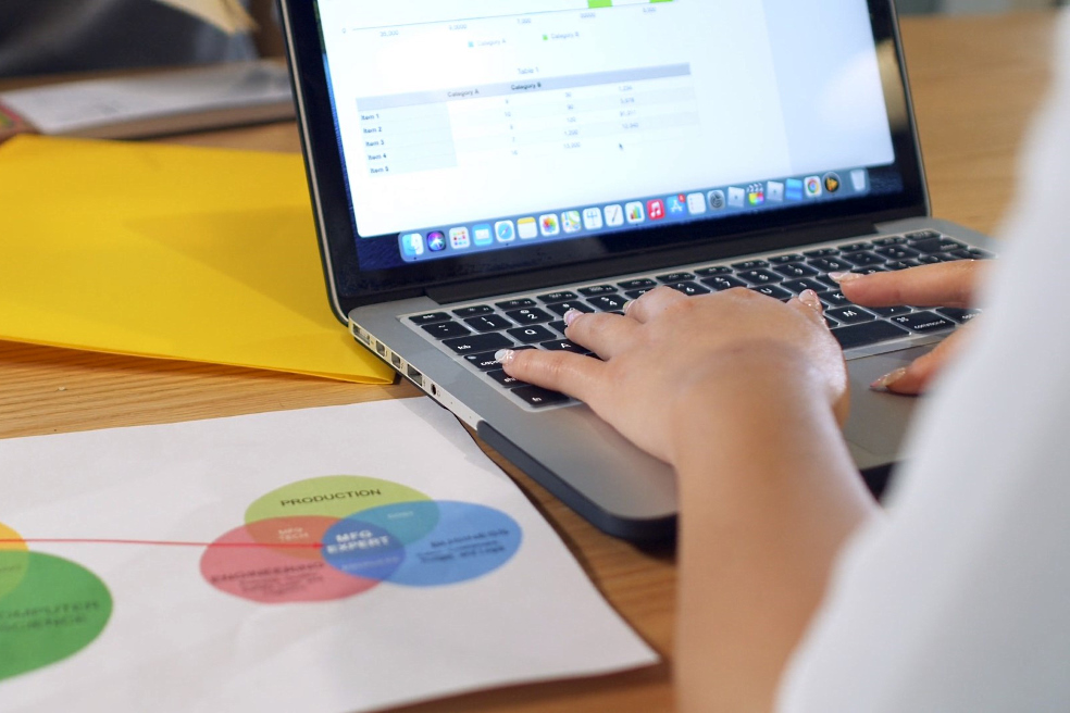 Attracting bank loans and capital for large businesses Attracting bank loans and capital for large businesses