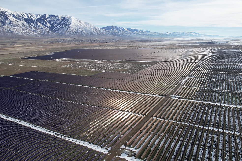 Commercial and industrial loans are actively developing in various sectors, as they bring significant profits to banks in the form of various fees and high interest rates on loans Commercial and industrial loans are actively developing in various sectors, as they bring significant profits to banks in the form of various fees and high interest rates on loans