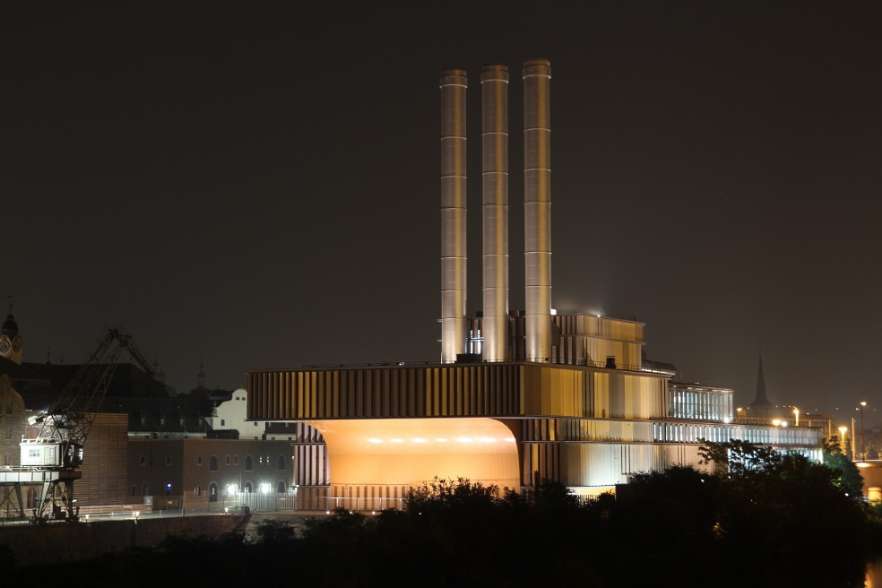 Typically, waste incineration plants are built within city limits and produce both electricity for supply to the national grid and heat for local consumers Typically, waste incineration plants are built within city limits and produce both electricity for supply to the national grid and heat for local consumers