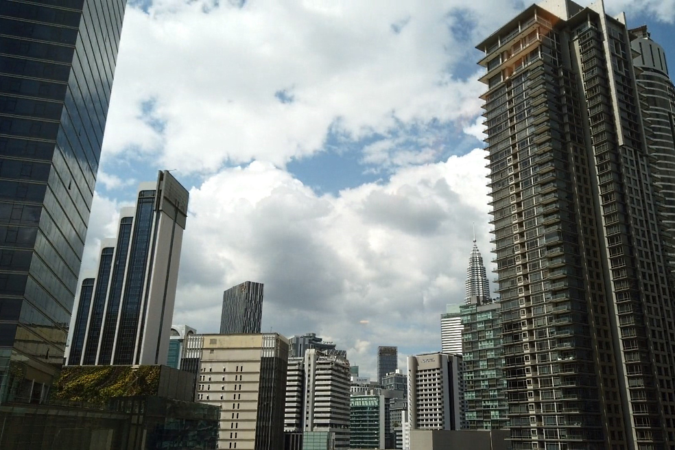 An application for a commercial loan requires an extensive package of documents relating not only to the company, but also to the specific project for which funding is requested An application for a commercial loan requires an extensive package of documents relating not only to the company, but also to the specific project for which funding is requested