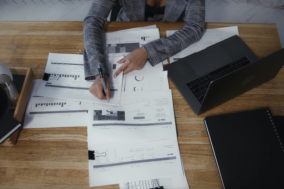 Project finance (PF) for the construction of oil refineries Project finance (PF) for the construction of oil refineries