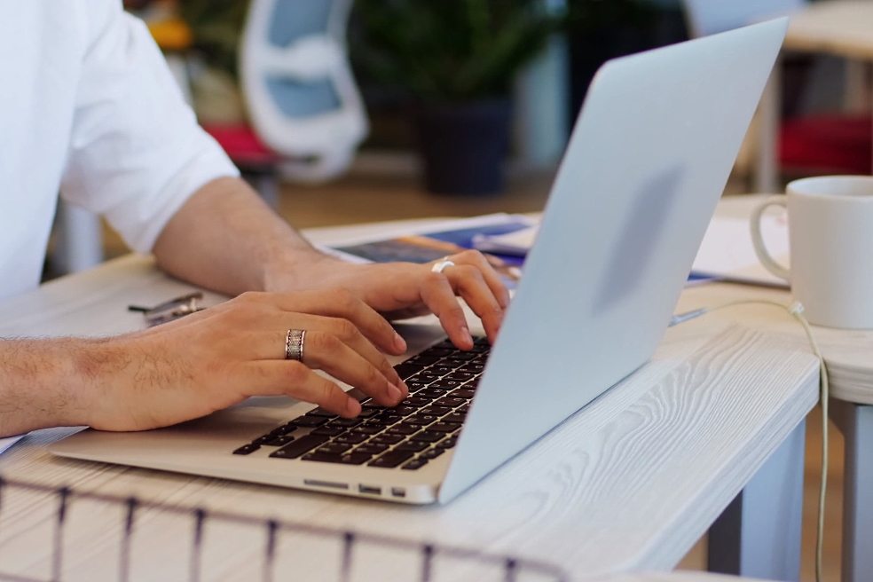 An example of an offering memorandum for a business: project funding An example of an offering memorandum for a business: project funding