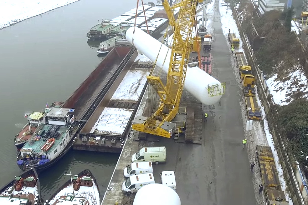 Liquefied natural gas plants: projects technology Liquefied natural gas plants: projects technology