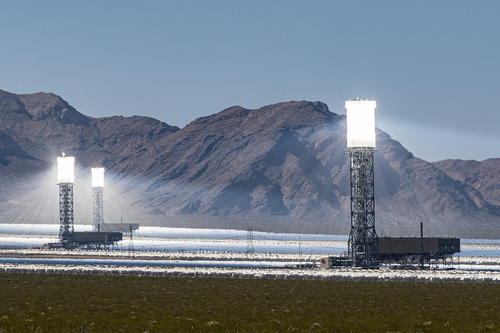 Solar thermal power plants for energy storage Solar thermal power plants for energy storage