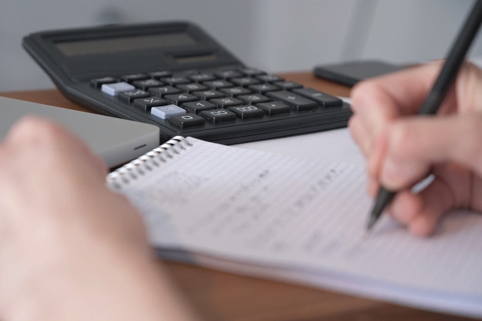 The total financial cost of an infrastructure project through this turnkey mechanism may be higher than the cost of construction and operation by a state-owned company with separate purchases and contracts The total financial cost of an infrastructure project through this turnkey mechanism may be higher than the cost of construction and operation by a state-owned company with separate purchases and contracts