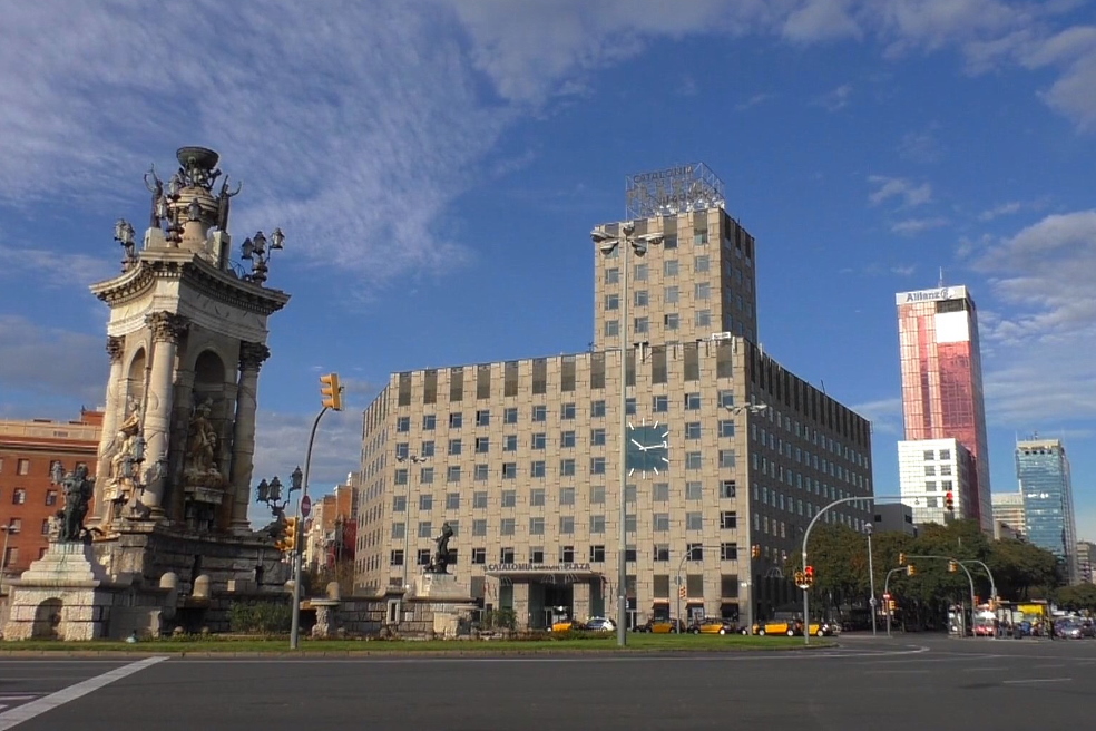 law imposes a number of strict requirements for the registration of investment companies and the licensing of their activities law imposes a number of strict requirements for the registration of investment companies and the licensing of their activities