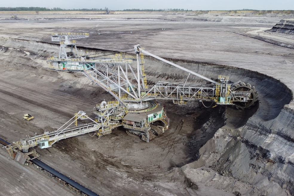 Project finance and long-term loans for the construction of a mining and processing plants Project finance and long-term loans for the construction of a mining and processing plants