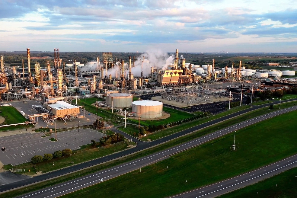 Advantages and disadvantages of project finance for LNG plants Advantages and disadvantages of project finance for LNG plants