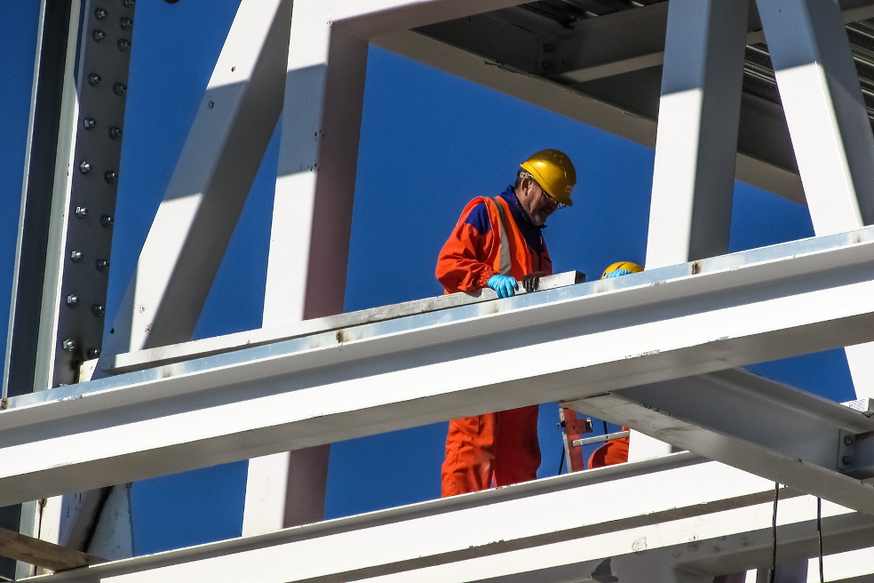 Crude oil is a complex material that turns into an endless variety of healthy products in the hands of skilled engineers Crude oil is a complex material that turns into an endless variety of healthy products in the hands of skilled engineers